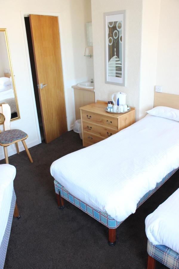 The Colwyn Hotel - Near Pleasure Beach بلاكبول الغرفة الصورة