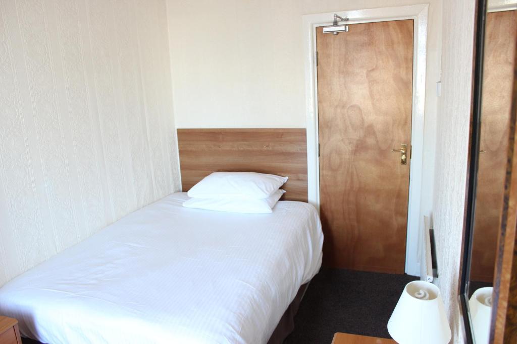 The Colwyn Hotel - Near Pleasure Beach بلاكبول الغرفة الصورة