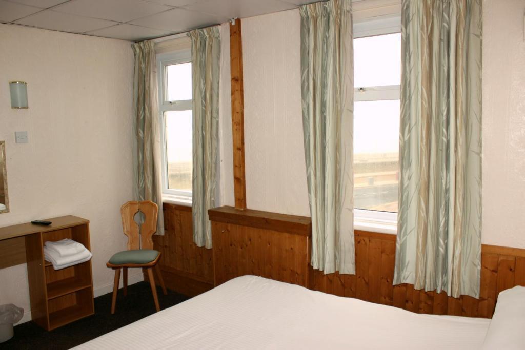 The Colwyn Hotel - Near Pleasure Beach بلاكبول المظهر الخارجي الصورة