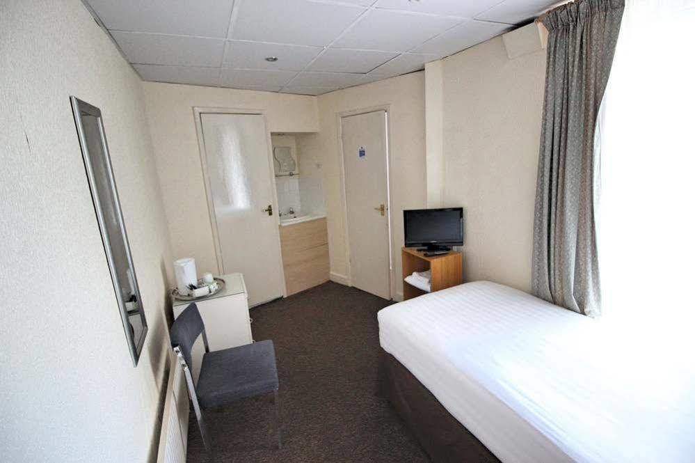 The Colwyn Hotel - Near Pleasure Beach بلاكبول المظهر الخارجي الصورة