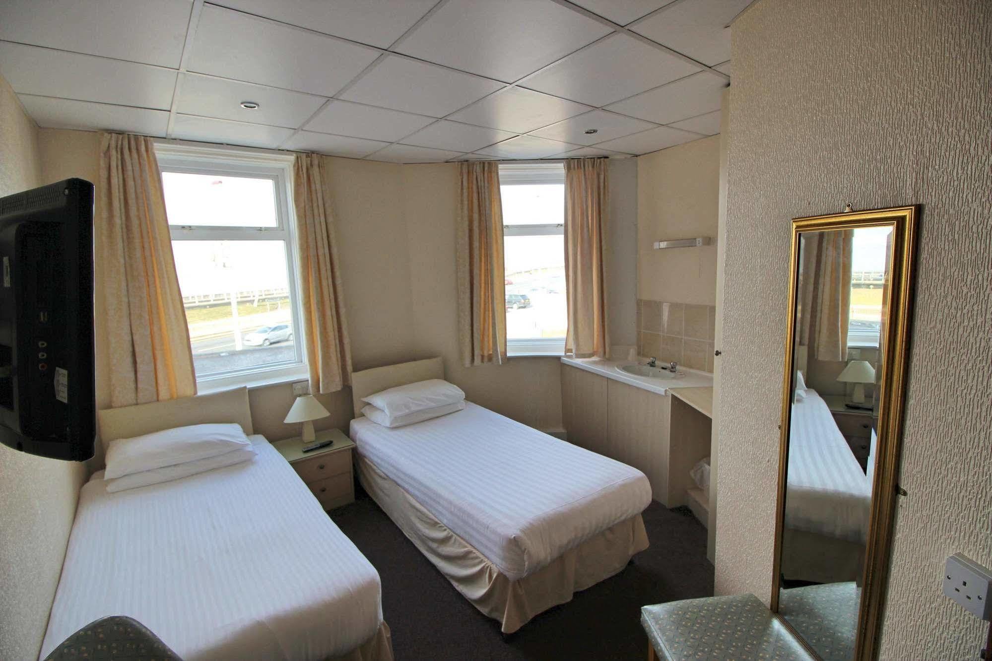 The Colwyn Hotel - Near Pleasure Beach بلاكبول المظهر الخارجي الصورة