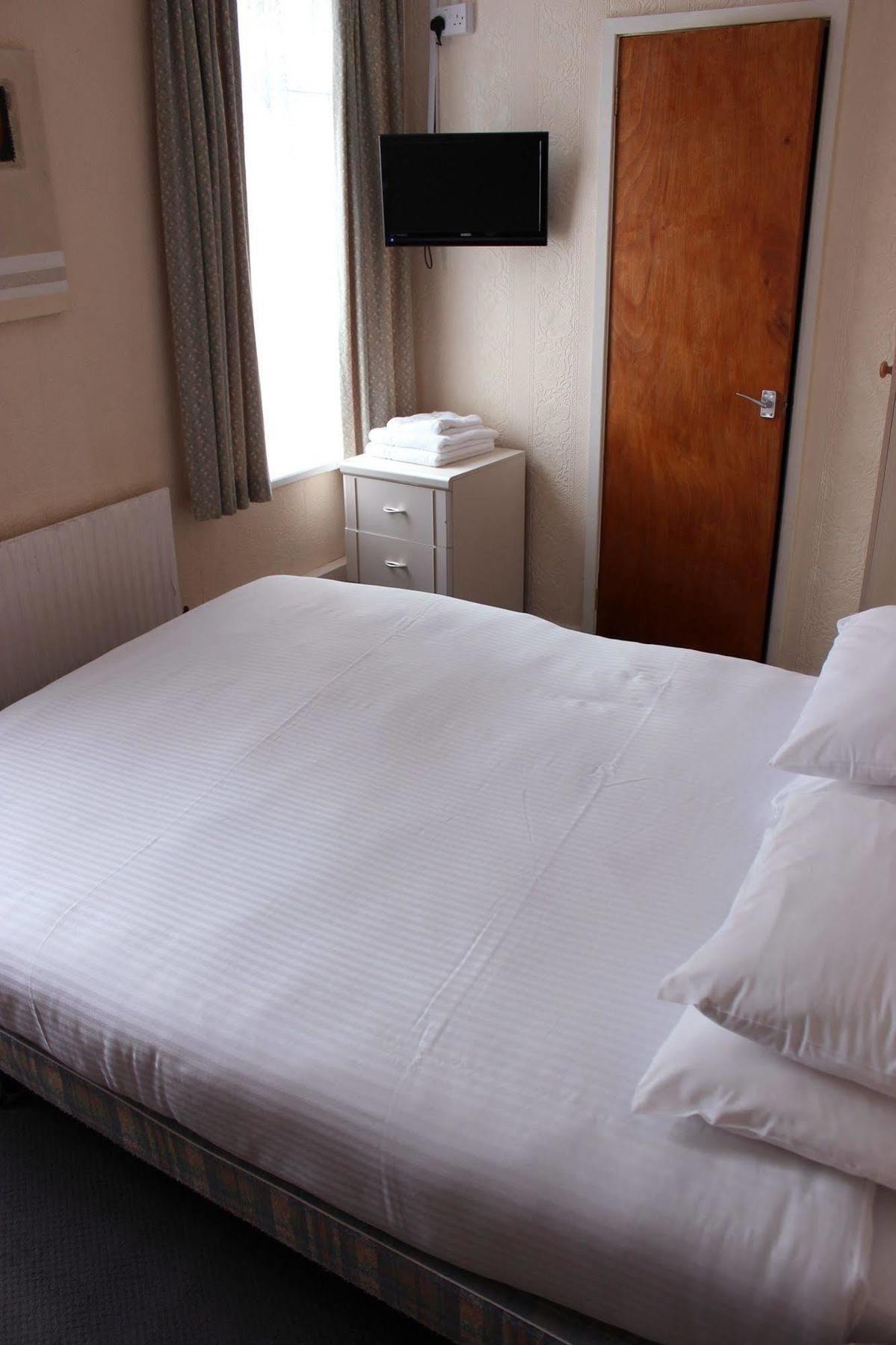 The Colwyn Hotel - Near Pleasure Beach بلاكبول المظهر الخارجي الصورة